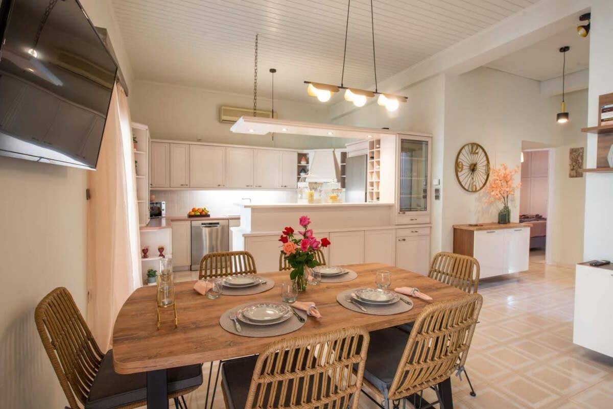 Dolce Favola Nomad Casa - Kalamata'S City Getaway Экстерьер фото